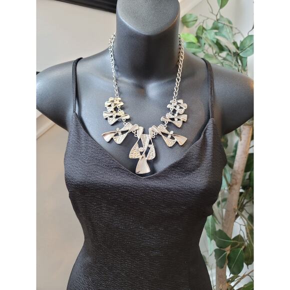 Versona Dress Womens Size 2 Black Sleeveless Fit and Flare Textured Party - Picture 7 of 13